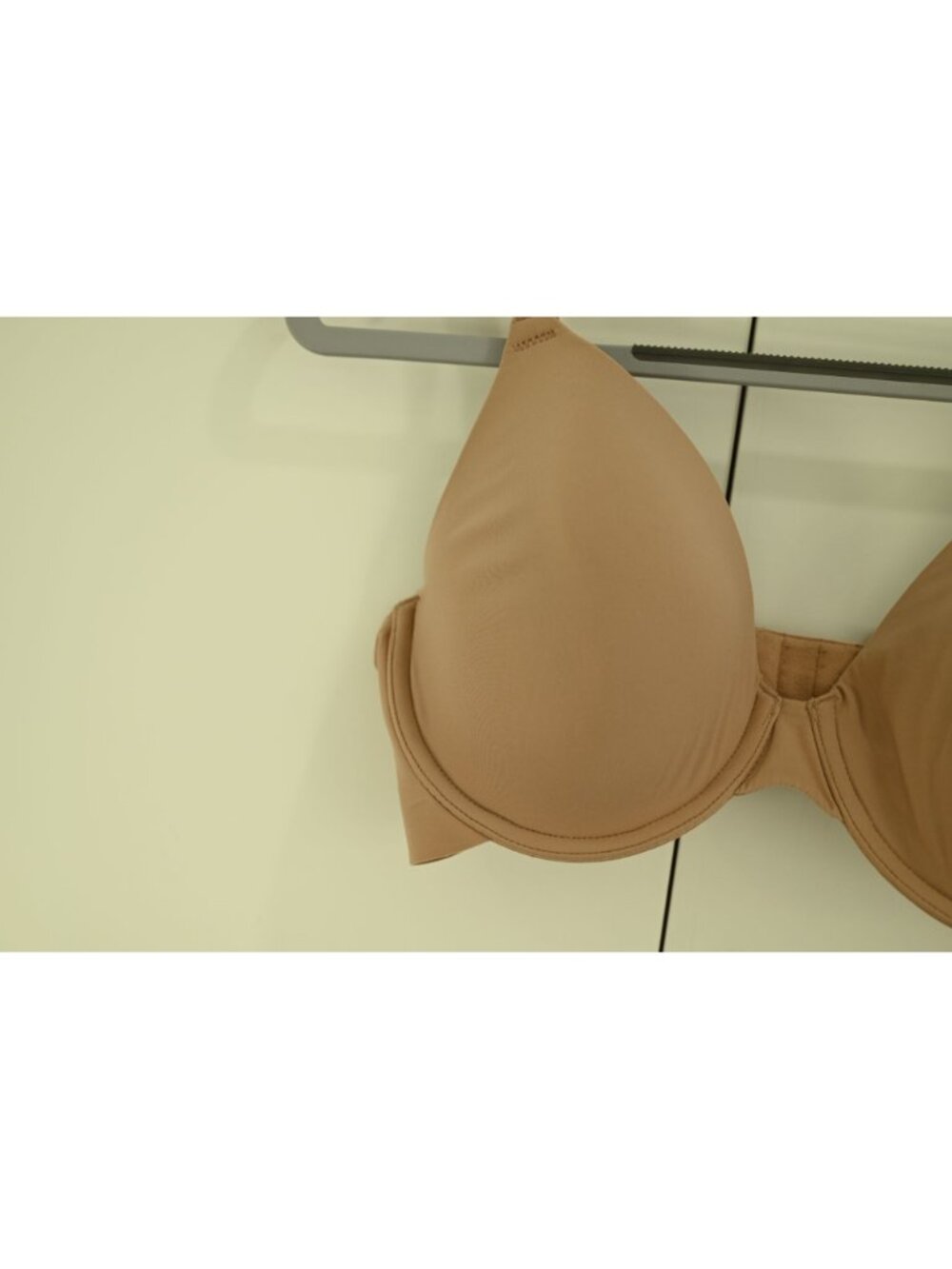 Wacoal Comfort First T-Shirt Bra Sz 34DD Tan Underwire Full Coverage 853339 - Picture 3 of 6